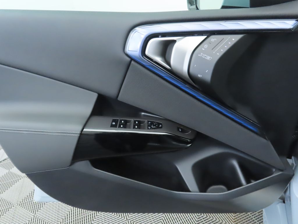 Thumbnail: 2026 BMW X3 - 25