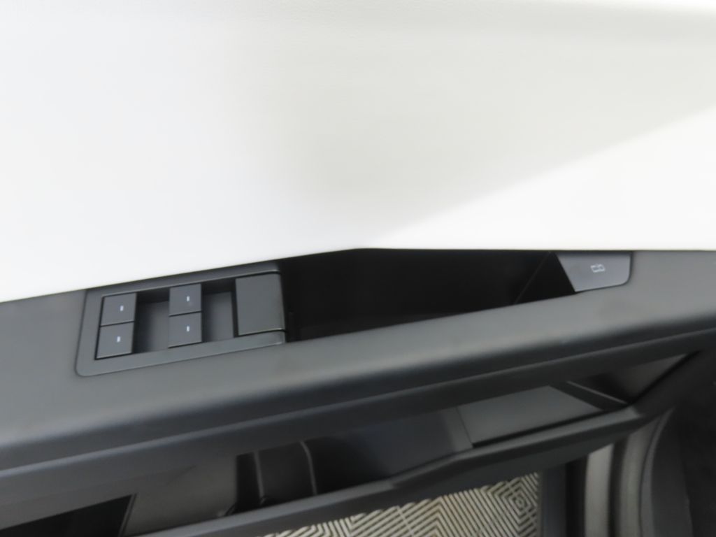 Thumbnail: 2024 Tesla Cybertruck - 23