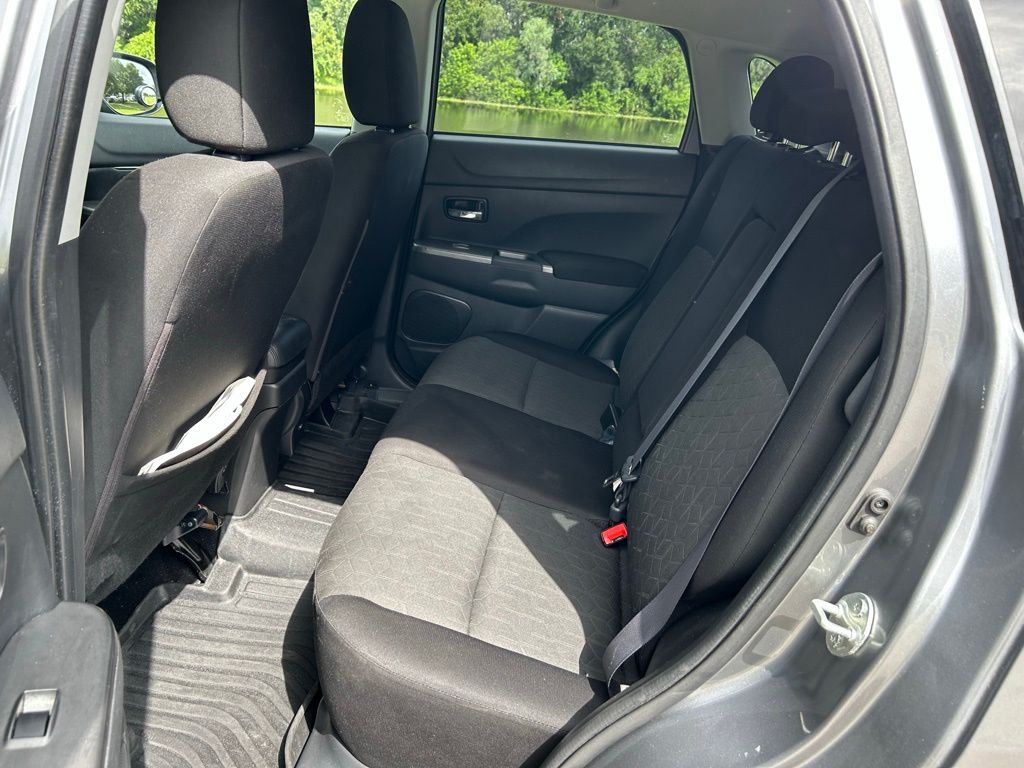 Thumbnail: 2021 Mitsubishi Outlander Sport - 13