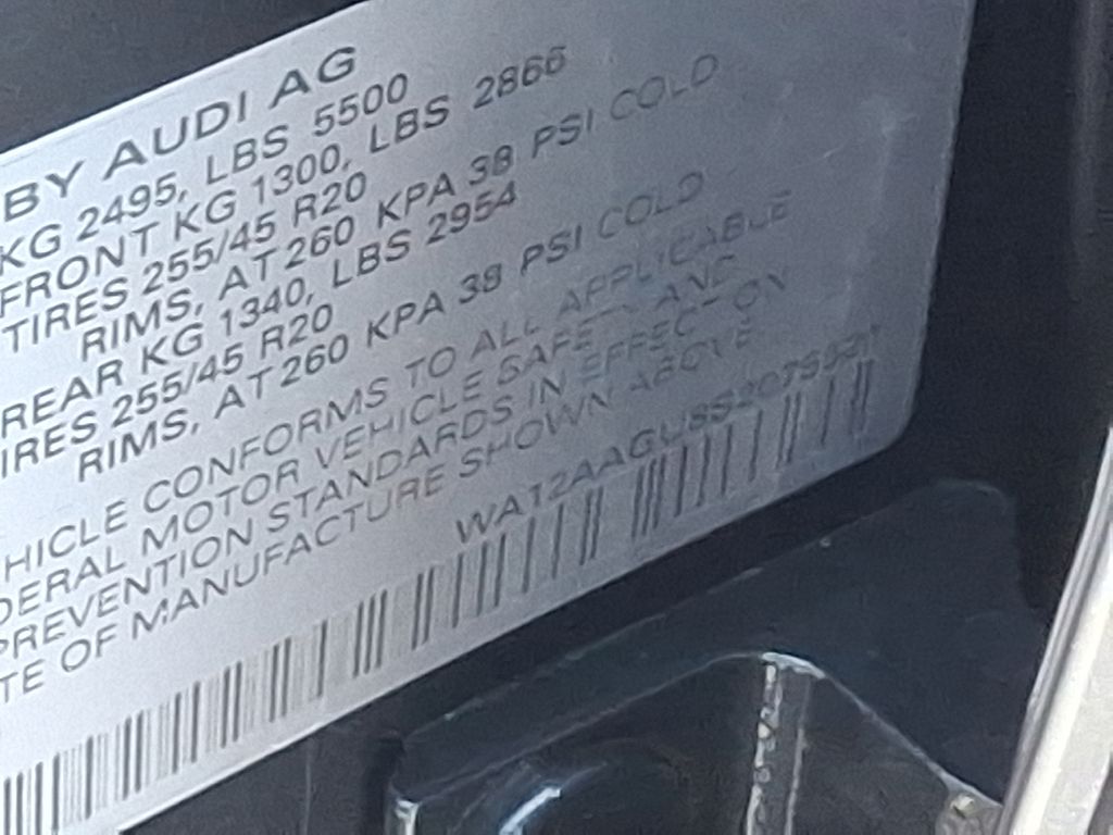 Thumbnail: 2025 Audi Q5 - 22