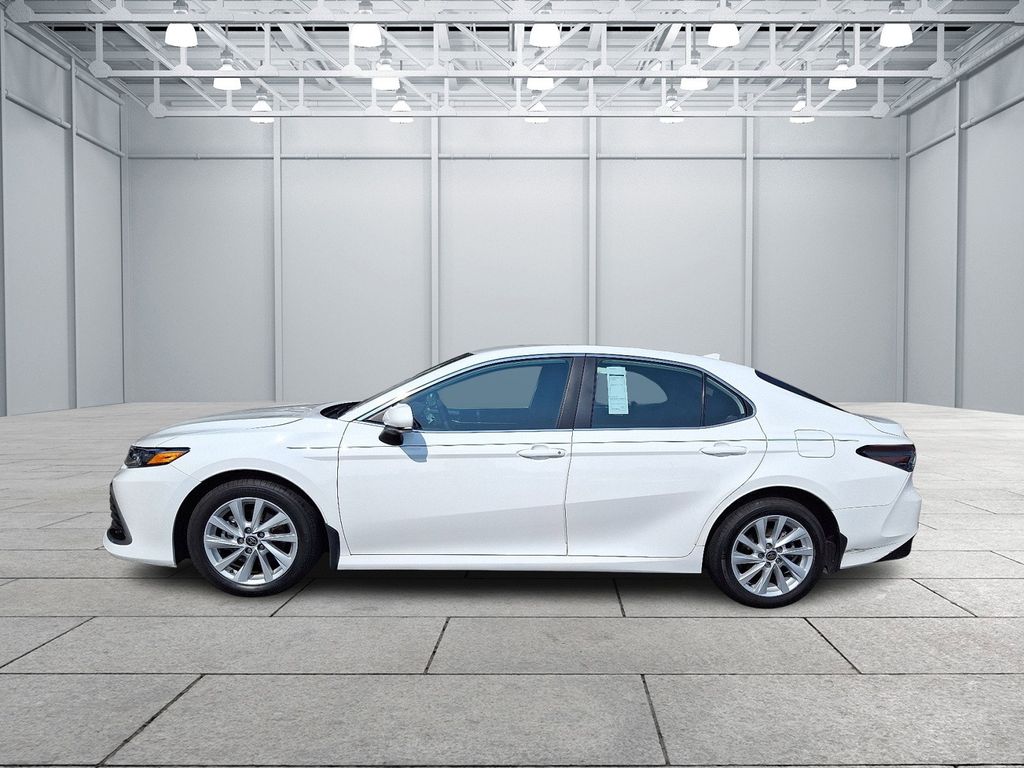 Thumbnail: 2023 Toyota Camry - 7