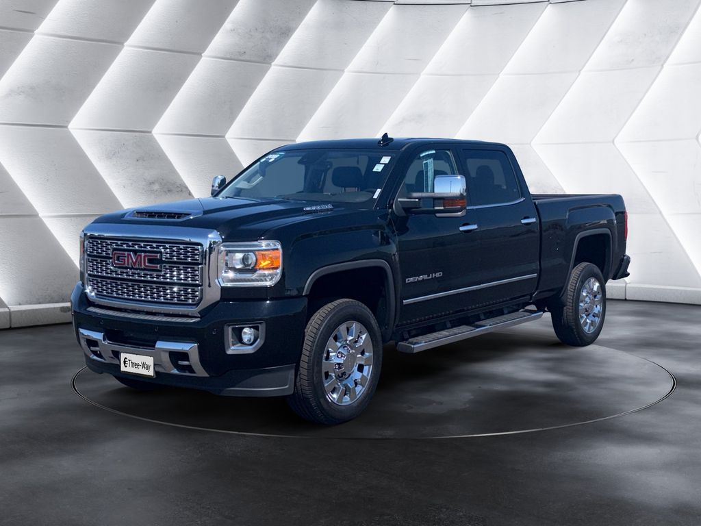 Onyx Black 2018 GMC Sierra 2500HD Pickup Truck Four-Wheel Drive 6-Speed Automatic