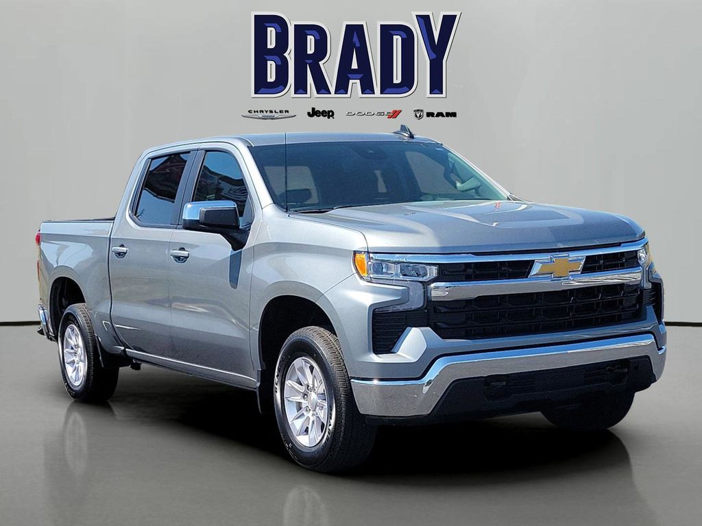 2026 Chevrolet Silverado 1500 LT Crew Cab 4WD