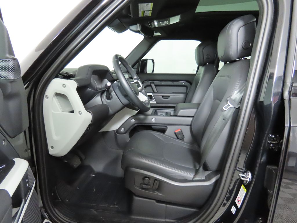 Thumbnail: 2023 Land Rover Defender - 20