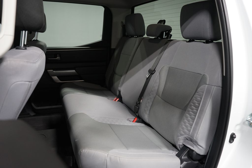 Thumbnail: 2024 Toyota Tundra - 30