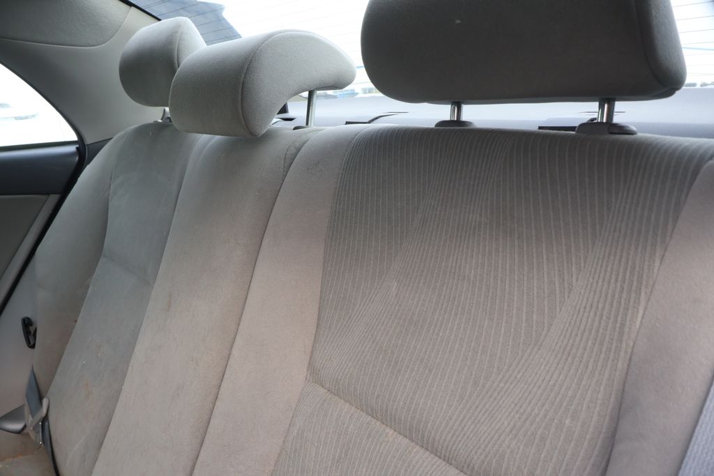 Thumbnail: 2011 Toyota Corolla - 29