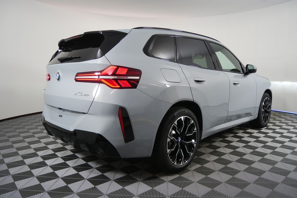 Thumbnail: 2026 BMW X3 - 3