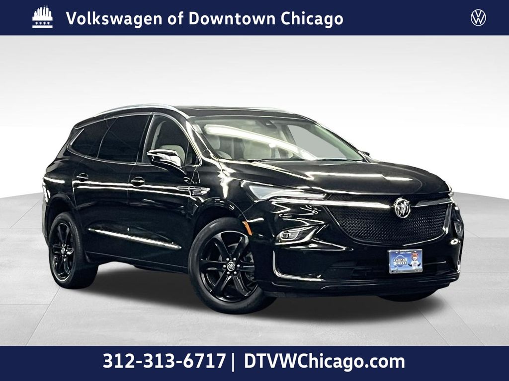 2023 Buick Enclave Essence AWD's photo