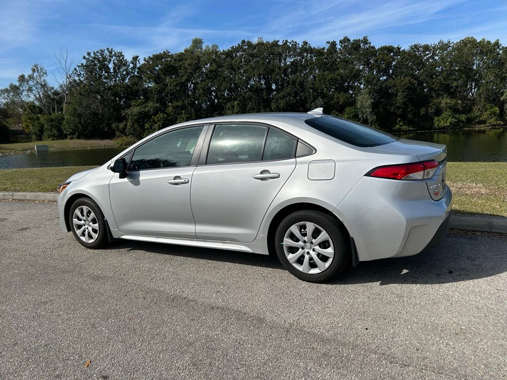 Thumbnail: 2025 Toyota Corolla - 3