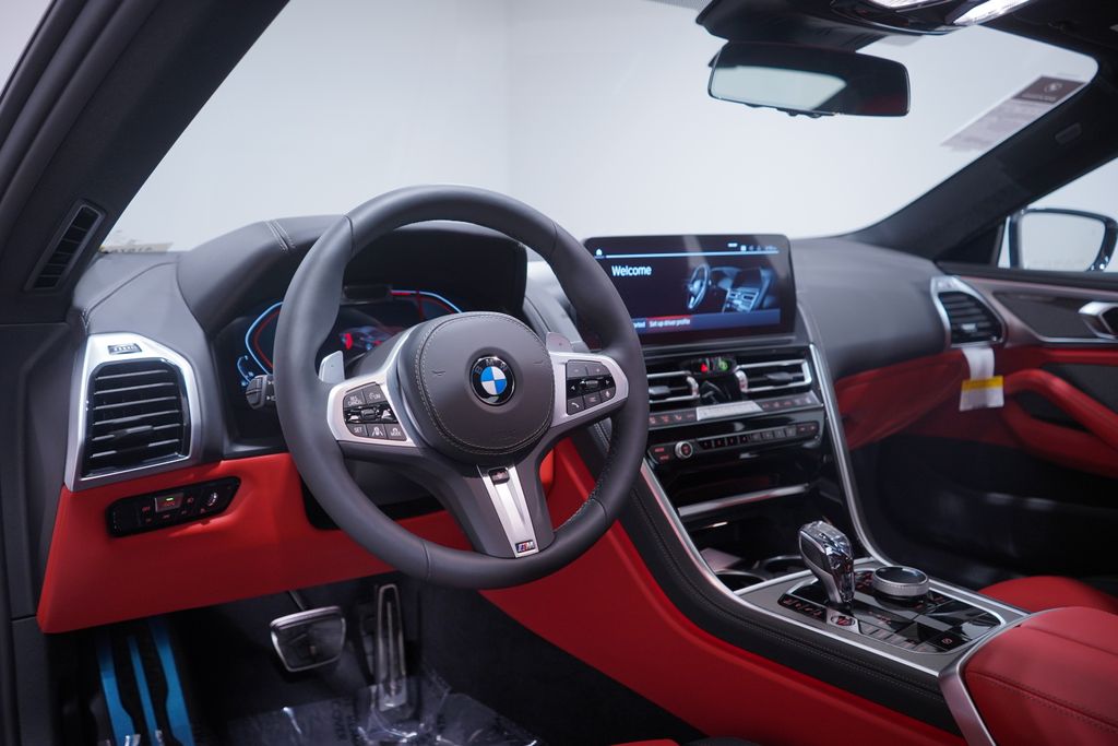 Thumbnail: 2026 BMW 8 Series - 4