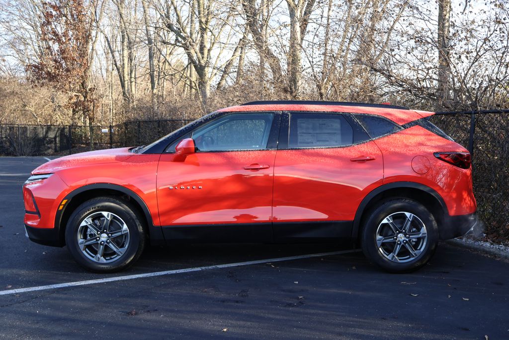 2025 Chevrolet Blazer LT 4