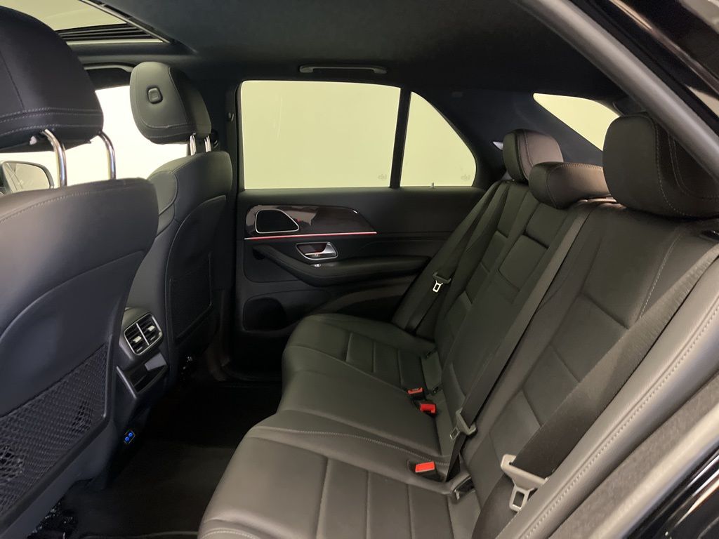 Thumbnail: 2025 Mercedes-Benz GLE - 25