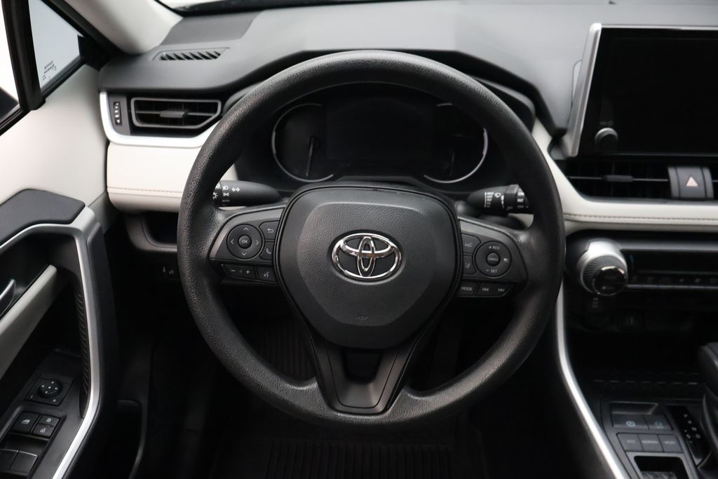 Thumbnail: 2025 Toyota RAV4 - 23