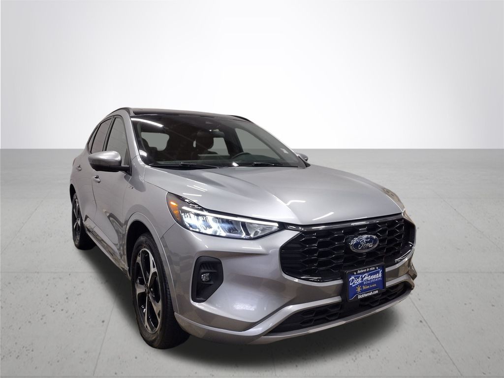 2023 Ford Escape ST-Line Select photo 4