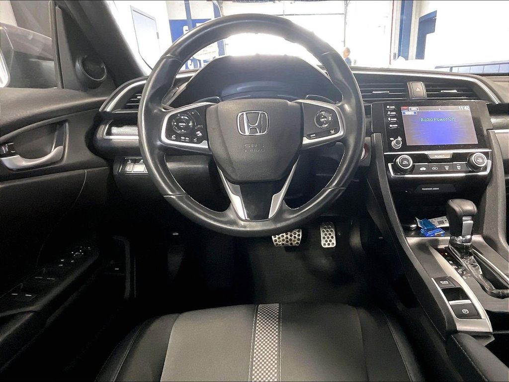 2019 Honda Civic — photo 17