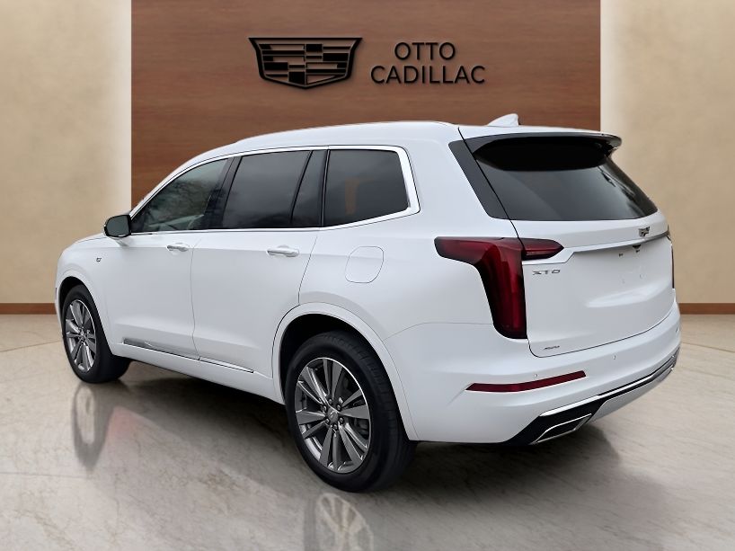 used 2024 Cadillac XT6 car, priced at $44,250