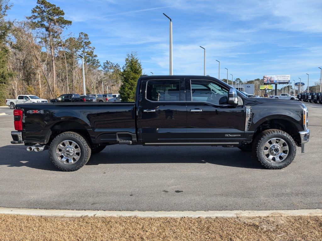 2024 Ford F-350 Super Duty Lariat