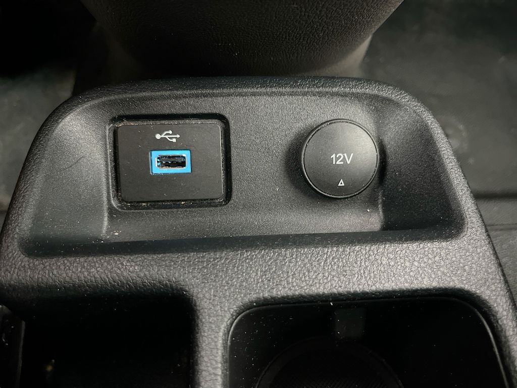 Used 2022 White Ford XL image 20
