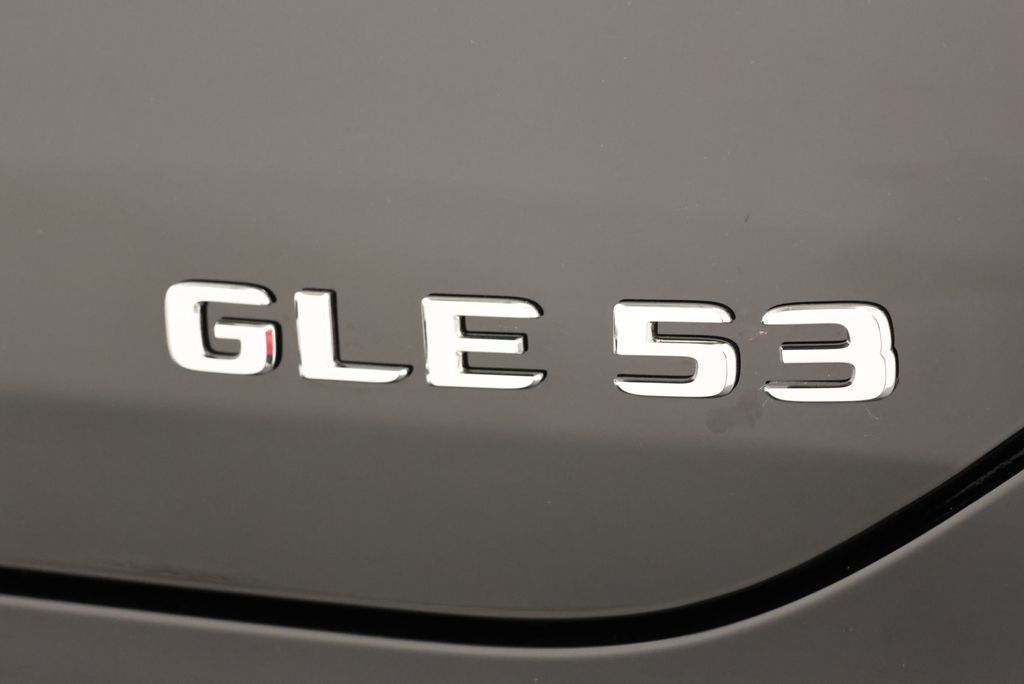 Thumbnail: 2026 Mercedes-Benz GLE - 10
