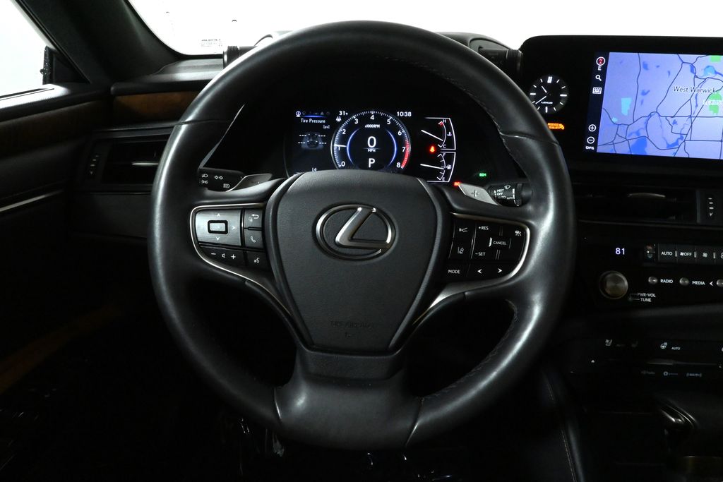 2022 Lexus ES 350 18