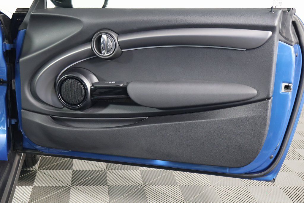 Thumbnail: 2023 MINI Cooper - 15