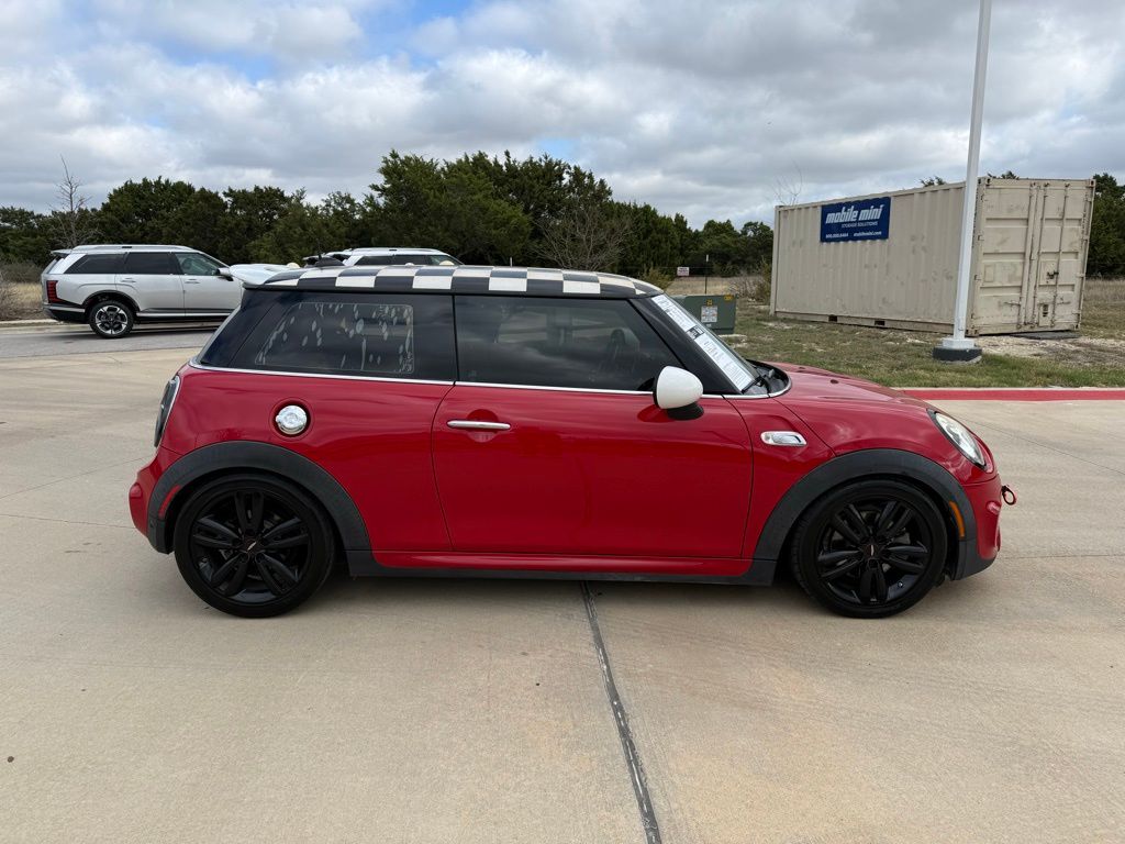 Thumbnail: 2016 MINI Cooper - 4