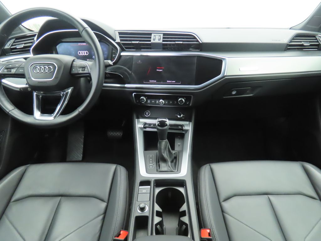 Thumbnail: 2023 Audi Q3 - 13