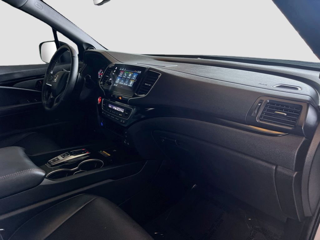 Used 2024 White Honda Black Edition image 31