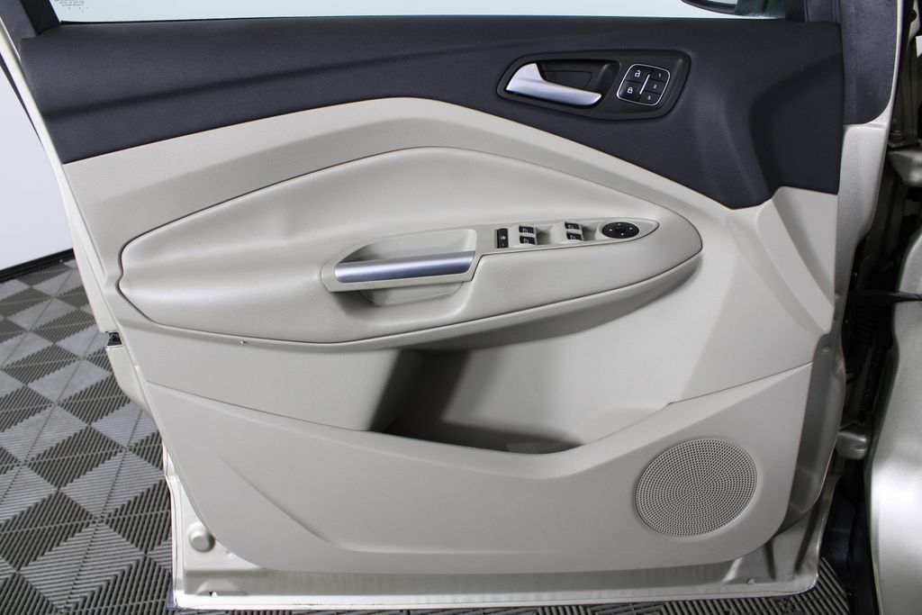 Used 2018 Ford Escape for sale in 