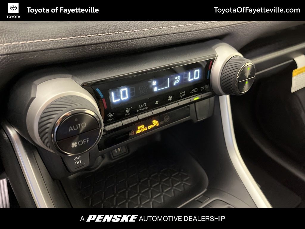 Thumbnail: 2025 Toyota RAV4 - 30