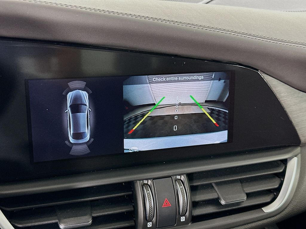 2022 Alfa Romeo Giulia Ti 14