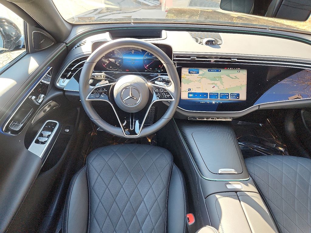 Thumbnail: 2025 Mercedes-Benz E-Class - 11