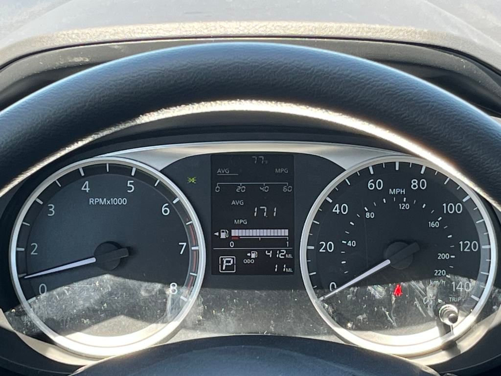 2025 Nissan Versa 1.6 S photo