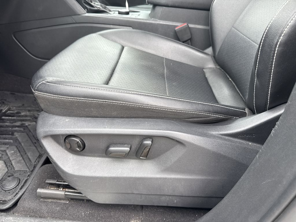 2021 Volkswagen Atlas 3.6L V6 SE w/Technology White at Wharton Chevrolet GMC