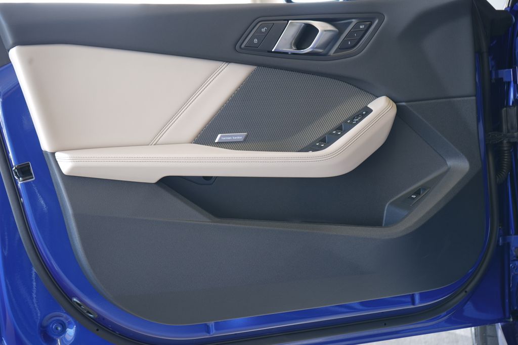 Thumbnail: 2026 BMW 2 Series - 9