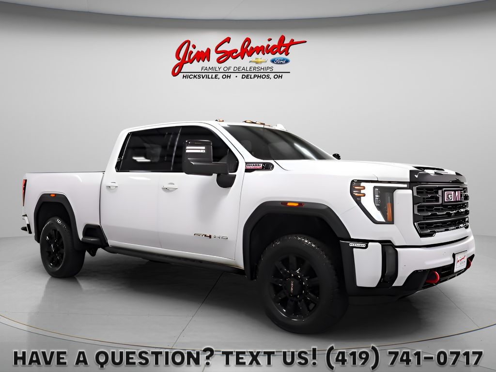 Summit White 2024 GMC Sierra 2500HD Pickup Truck Four-Wheel Drive Automatic