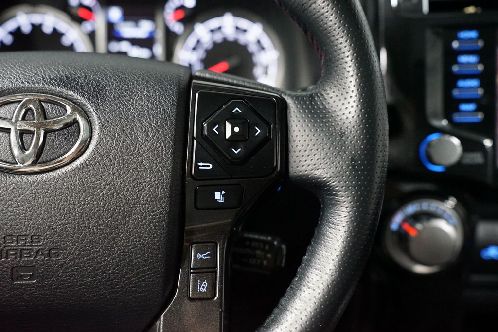 Thumbnail: 2024 Toyota 4Runner - 14