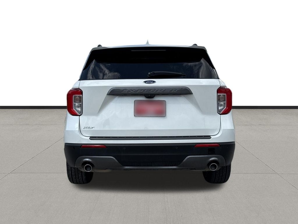 2023 Ford Explorer XLT - 5