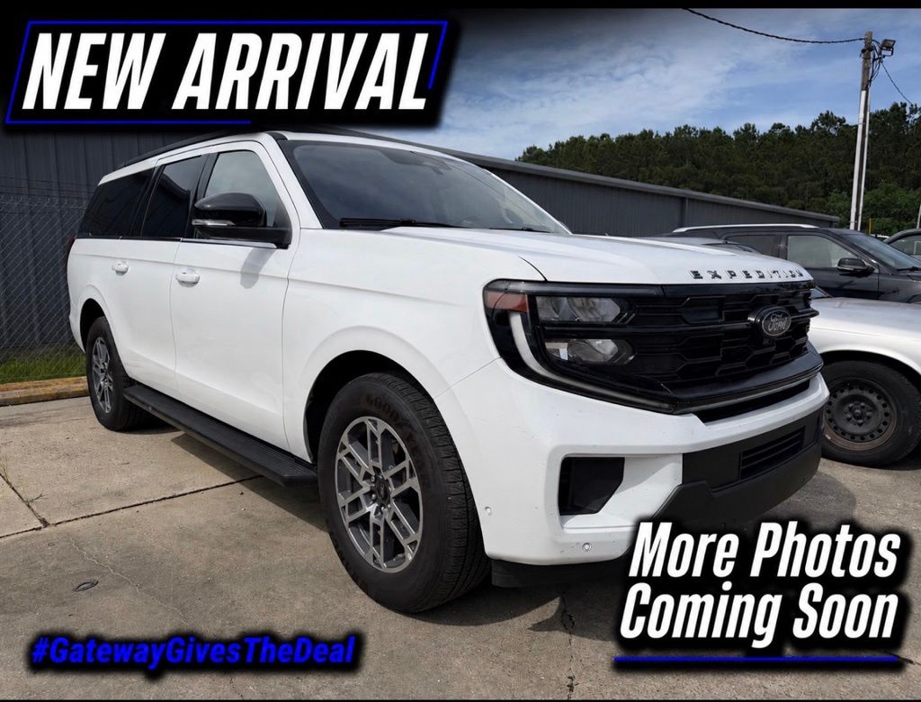 Oxford White 2025 Ford Expedition MAX Active RWD SUV / Crossover 4X2 Automatic