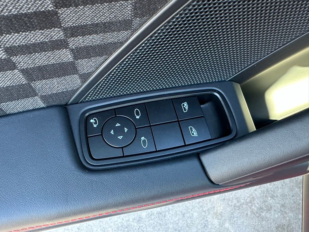 Thumbnail: 2026 Porsche 911 - 22