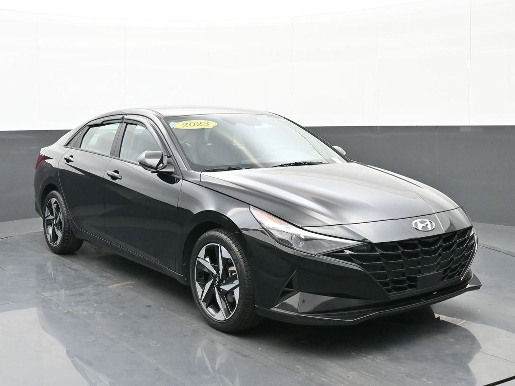 Phantom Black 2023 Hyundai Elantra SEL FWD Sedan Front-Wheel Drive Continuously Variable Transmission