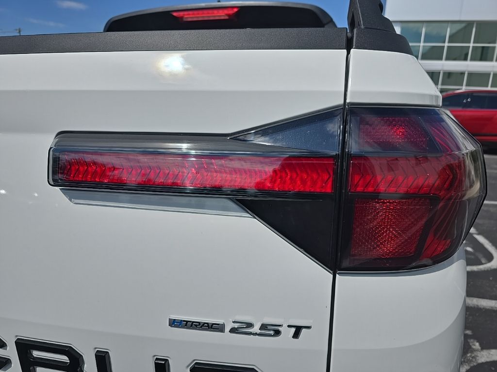 Thumbnail: 2026 Hyundai Santa Cruz - 10