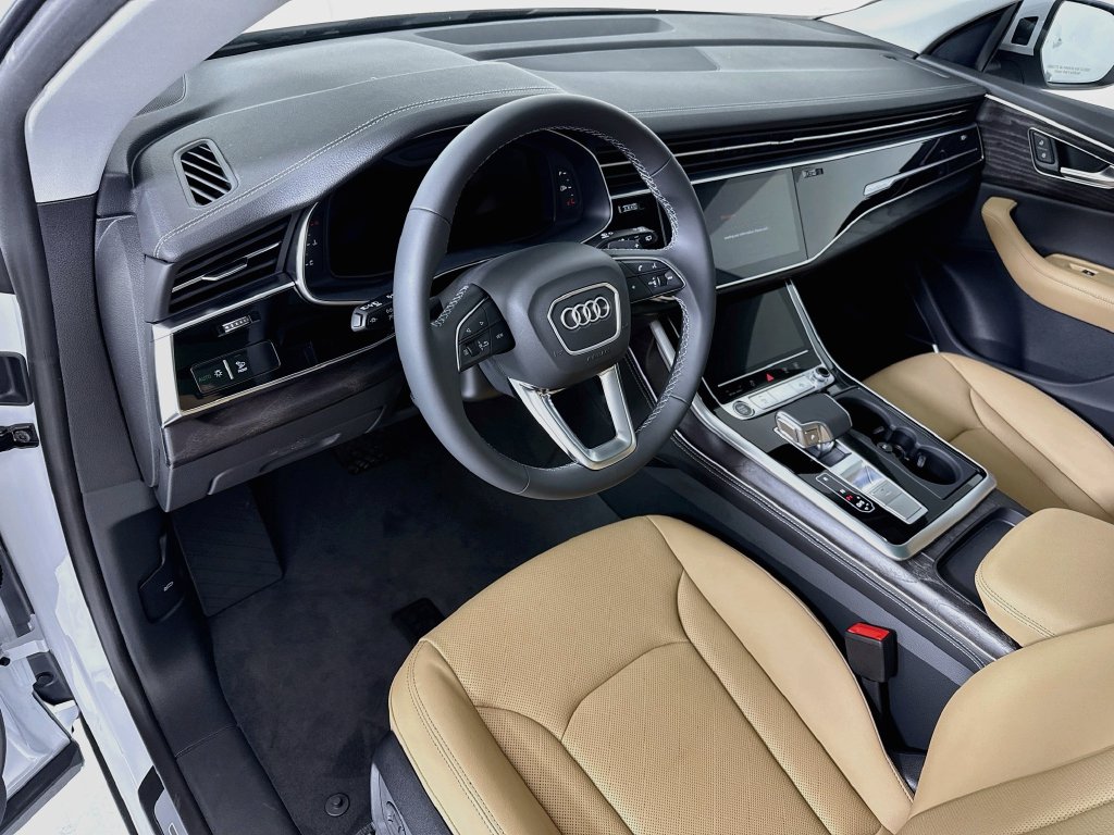 Thumbnail: 2027 Audi Q8 - 10