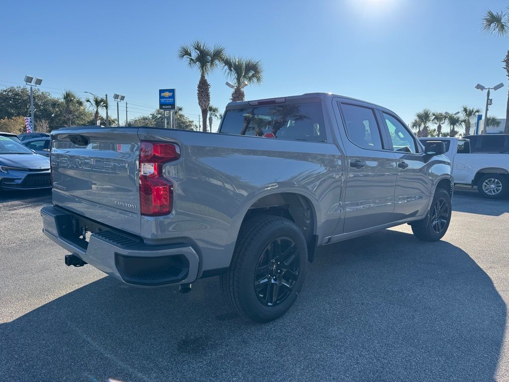 2025 Chevrolet Silverado 1500 Custom 8