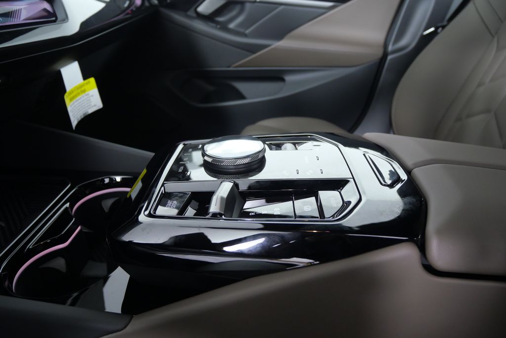 2025 BMW i5 eDrive40 22