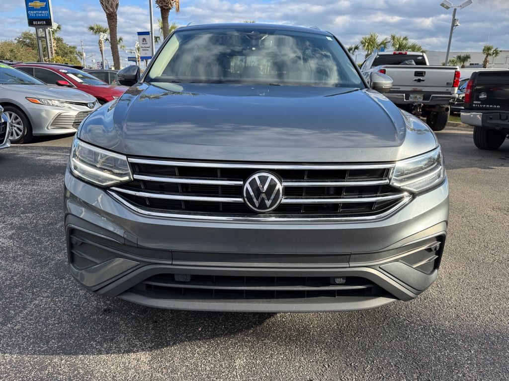 2022 Volkswagen Tiguan 2.0T SE 3