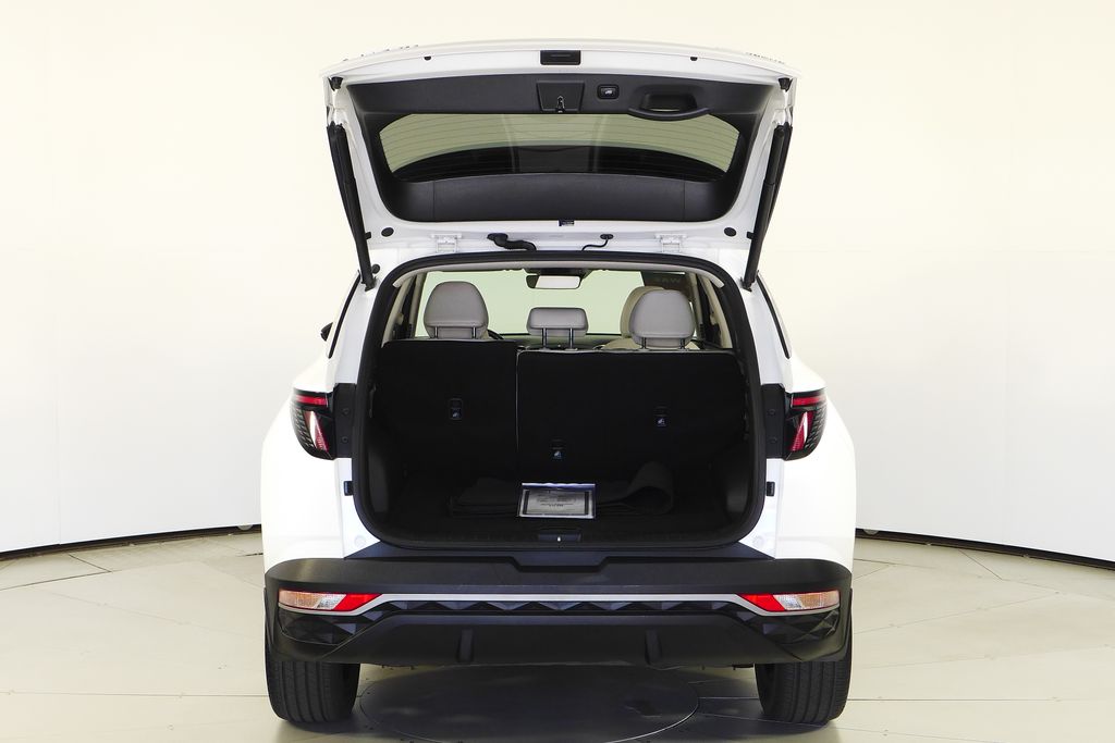 Thumbnail: 2023 Hyundai Tucson - 10