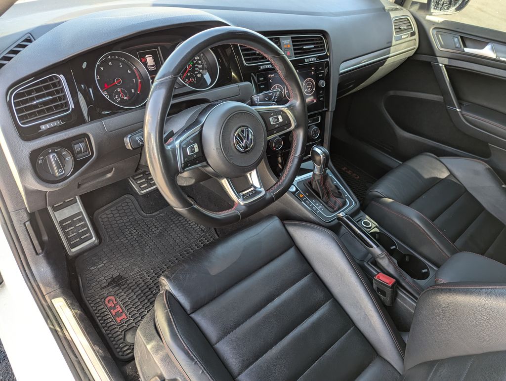 2019 Volkswagen Golf GTI 2.0T S 25