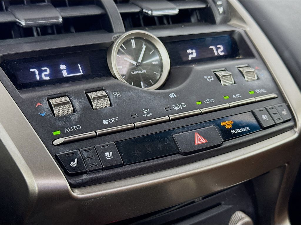 2019 Lexus NX 300 16