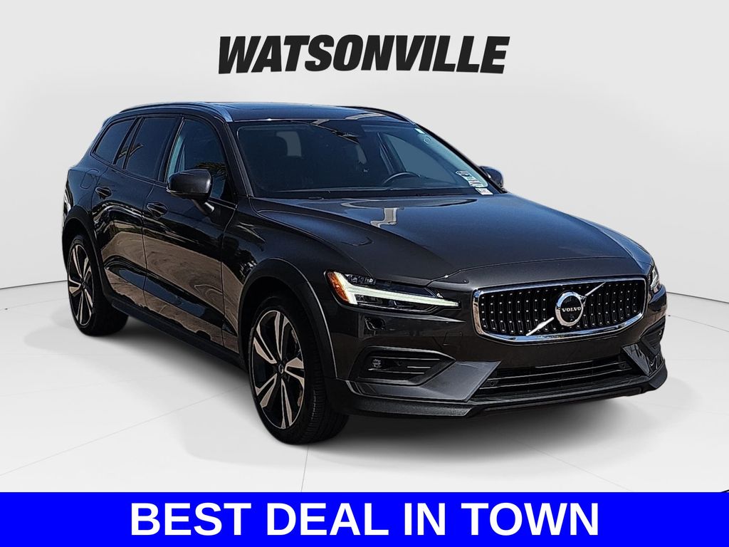 Platinum Gray Metallic 2025 Volvo V60 Wagon All-Wheel Drive Automatic